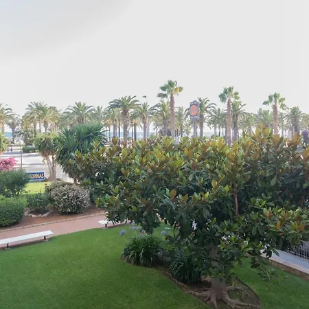 Malvinas Iberplaya Apartment Salou